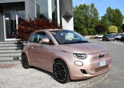 Auto 500e | Galleria | Autoservice